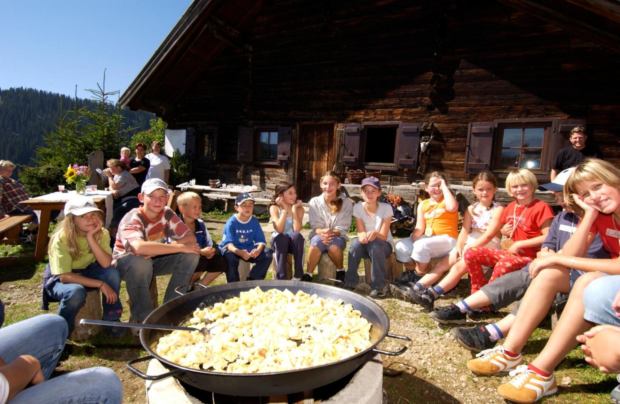 Thomanhof Chalet-Appartement Saalfelden Buitenkant foto