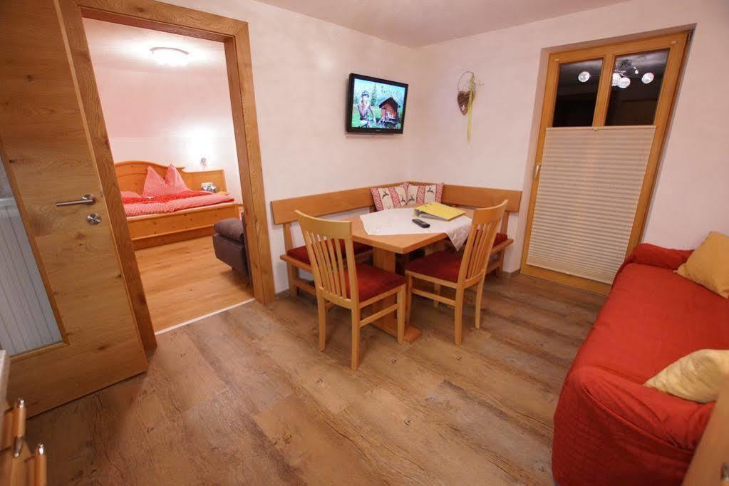 Thomanhof Chalet-Appartement Saalfelden Buitenkant foto
