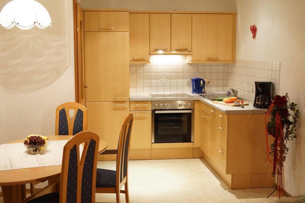 Thomanhof Chalet-Appartement Saalfelden Buitenkant foto