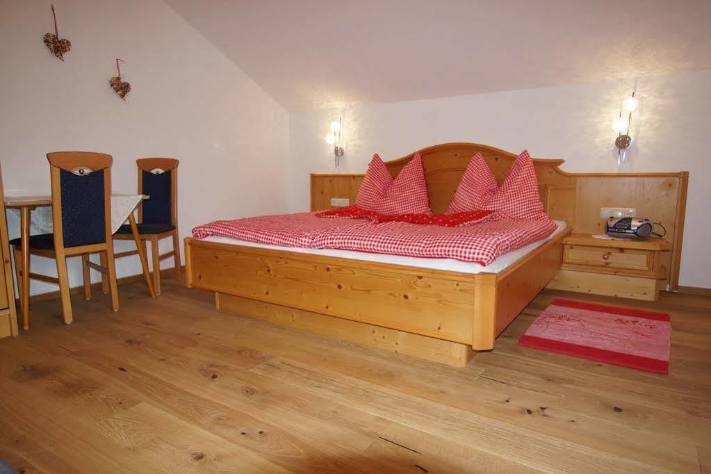 Thomanhof Chalet-Appartement Saalfelden Buitenkant foto