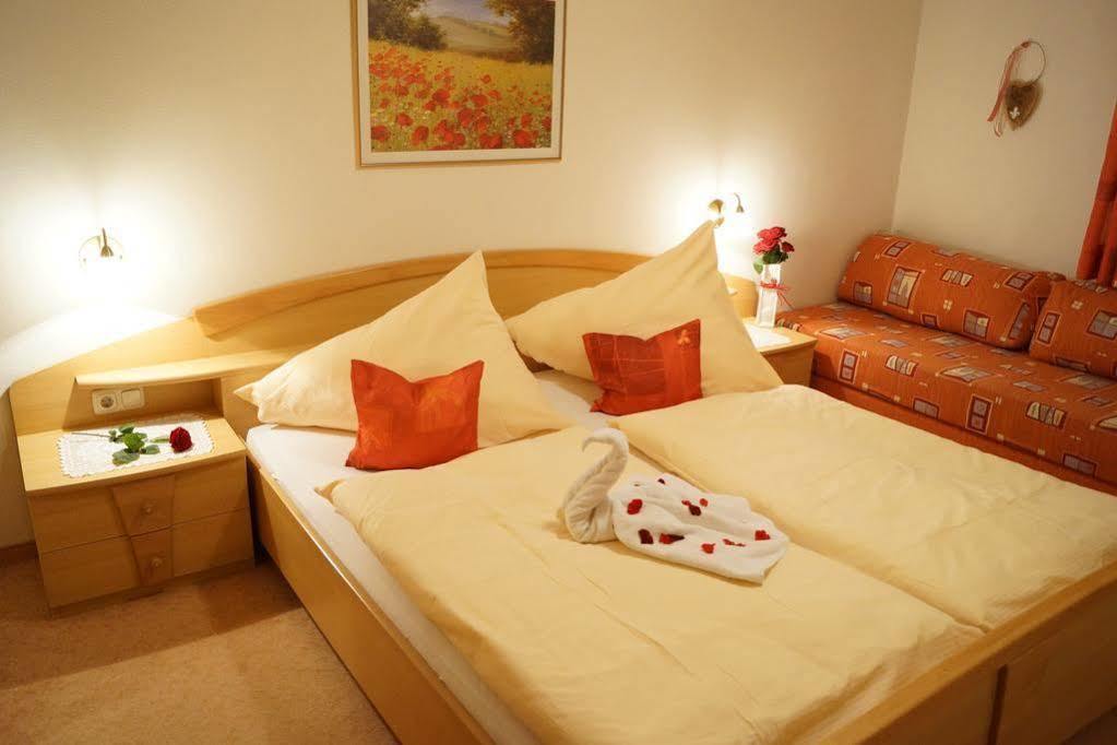 Thomanhof Chalet-Appartement Saalfelden Buitenkant foto